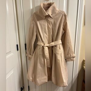 Samuel Dong Cream Ivory Bubble Trench Coat Size L